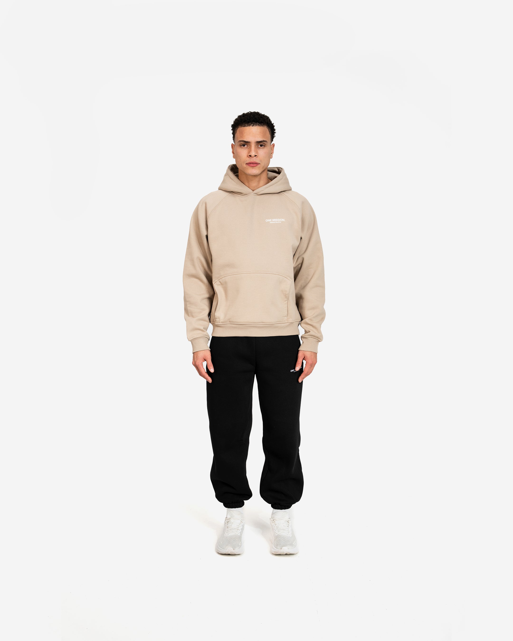 Sand One Mission Hoodie – Deenathletic