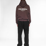DEENATHLETIC ONE MISSION HOODIE - BROWN